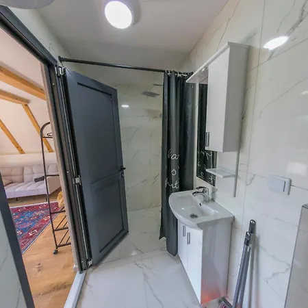 A Frame Una&lake Apartman Bihac