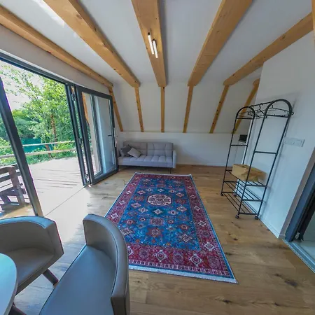 A Frame Una&lake Apartman Bihac